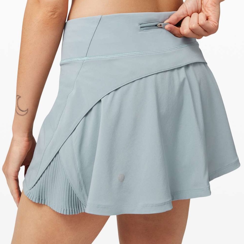 Lululemon play off the pleat skirt blue cast
